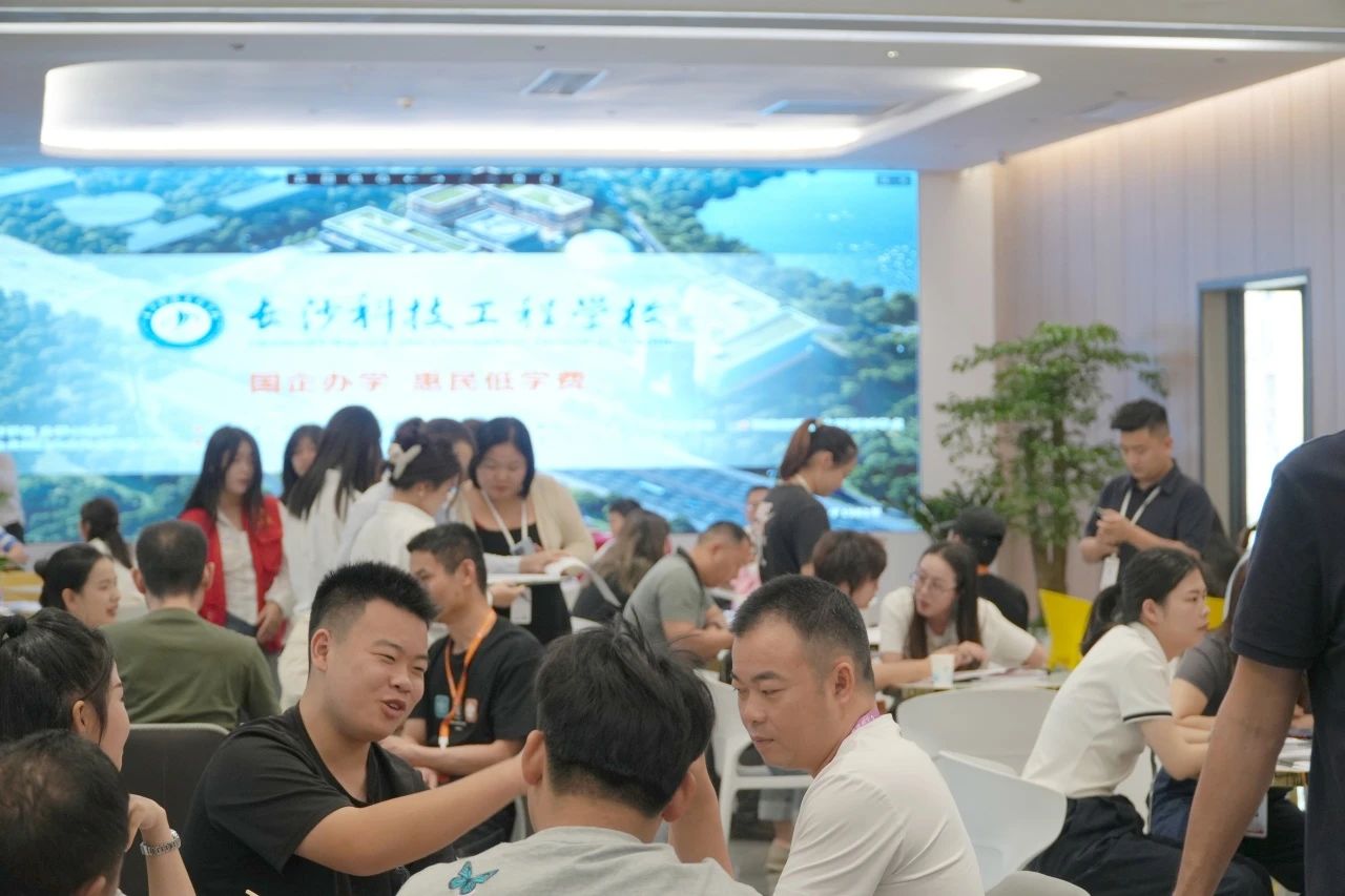來校參觀時(shí)間安排不方便？別擔(dān)心，我們有貼心方案！